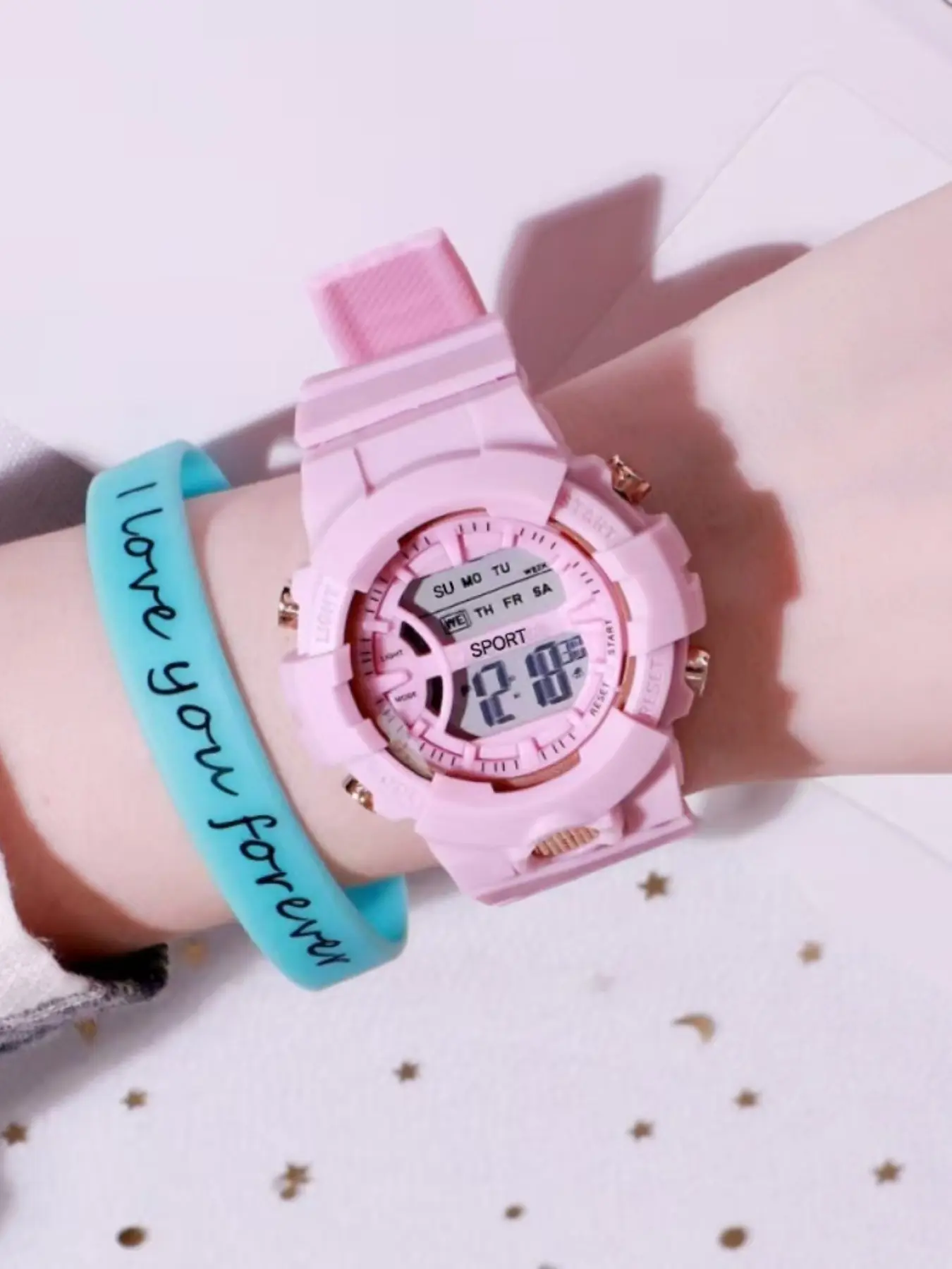 New Fashion Multifunctional Watch, Luminous Electronic Watch for Men and Women, Unisex Sports Wristwatch, Couple Watch, Fashionable Digital Watch, Fashion Watches