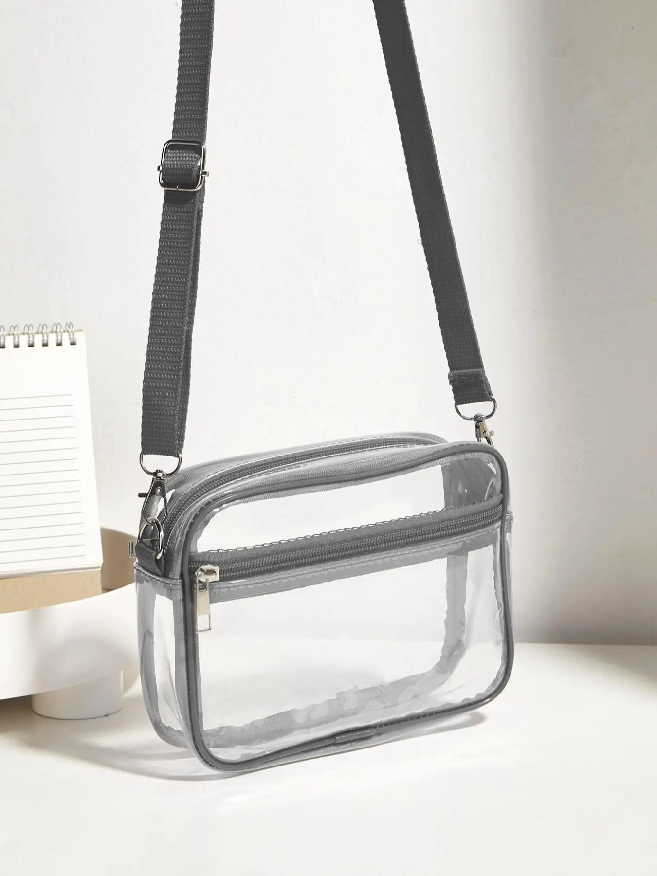 Casual Matching Transparent Crossbody Bags for Women, Summer 2025 Trendy Simple PVC Zipper Shoulder Bag with Adjustable Strap, Female Simple Purse Squ