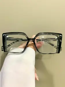 Unisex Square Large Frame Eyeglasses, Stylish Square Frames, Trendy Casual Eyeglasses for Everyday Use, Fashion Accessories for Outdoor Activities