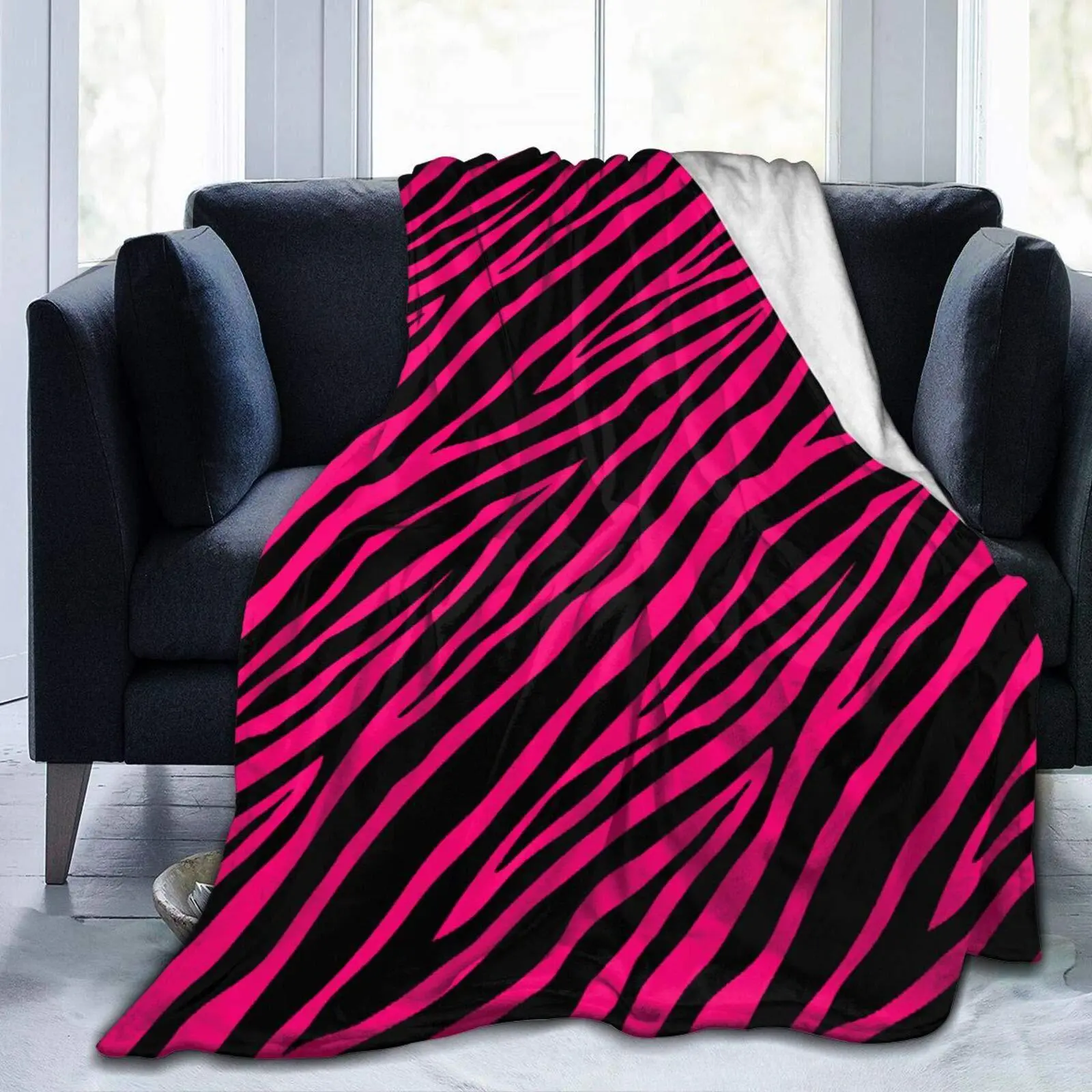 Pink & Black Zebra Geometric Printed Flannel Throw Blanket - Soft Comfy Blanket Throw for Bedroom, Machine Washable, Warm for All Seasons, Safe for Below 60°C
