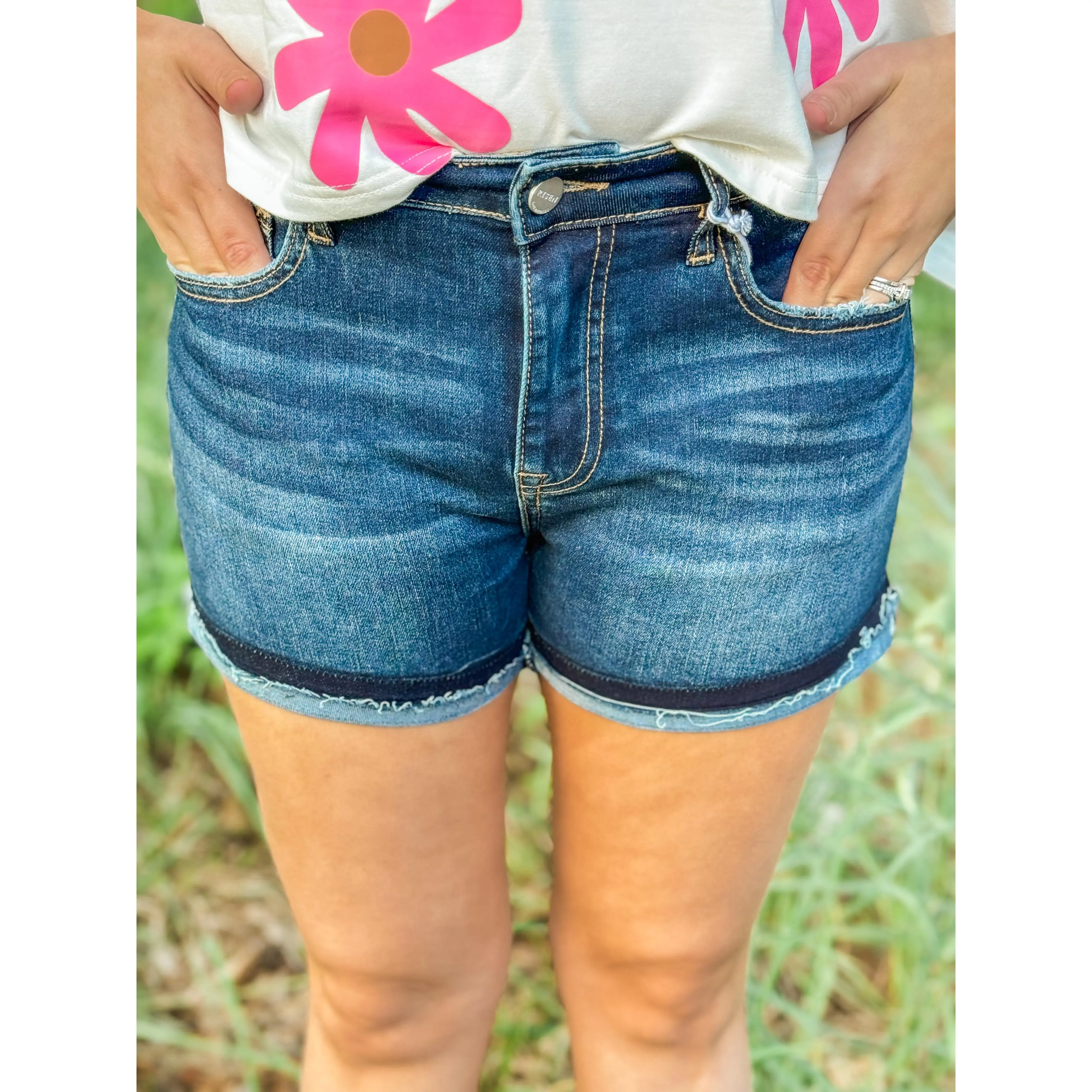 RISEN JEANS - Haley Mid Rise Cuffed Shorts