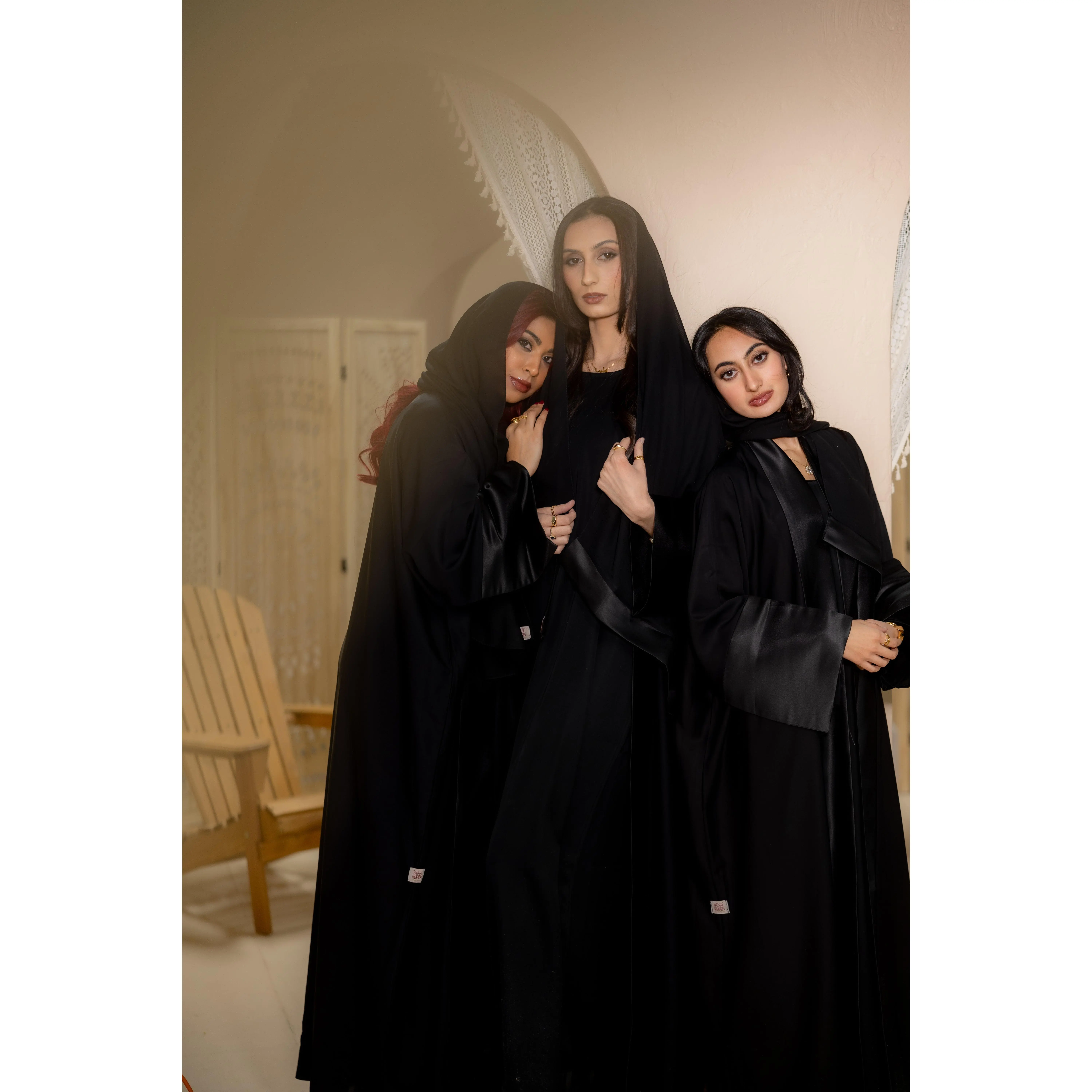 Zill - Black Abaya Set