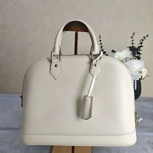 Pre-owned Louis Vuitton leather Tote Bags Alma Epi Handbag 530638
