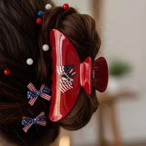 Buc-ee's 4th of July Hair Claws