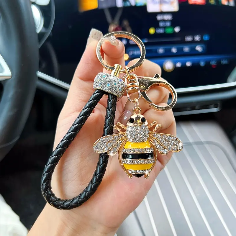 Cute Rhinestone Bee Car Keychain, Fashion Braided Rope Bag Charm, Creative Wasp Key Ring Circle, Gift for Friends, Fashionable Alloy Keychain, Trendy Cute Keychain, Cute Keychain Accessory, Keychain for Car Keys, Car Key Chains