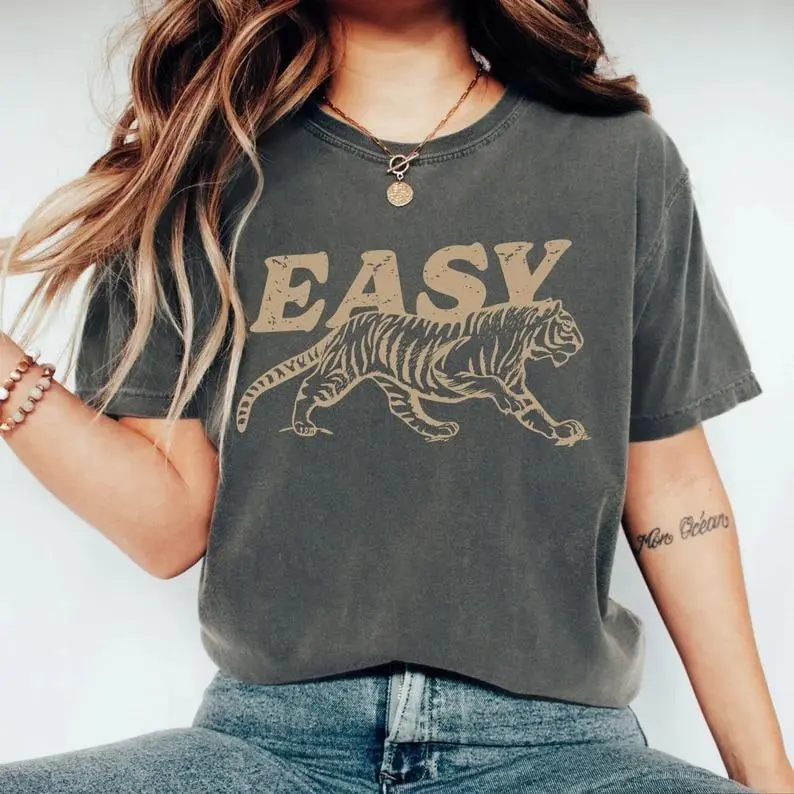Comfort Colors Easy Tiger shirt with retro boho style and oversized graphic. Perfect indie hippie clothing piece with a comfy unisex fit for all-day wear.