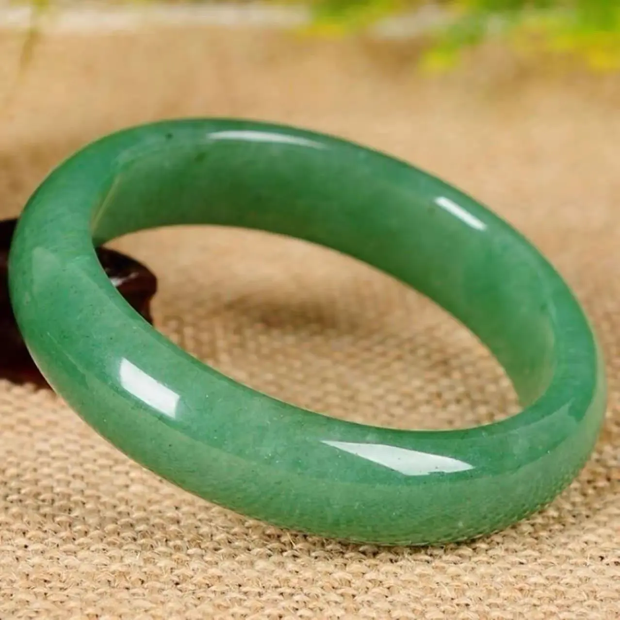 High Quality Natural Green Jade Bangle, Please Choose Color and Size in Livee Streamm. Natural Green Jade Bracelet