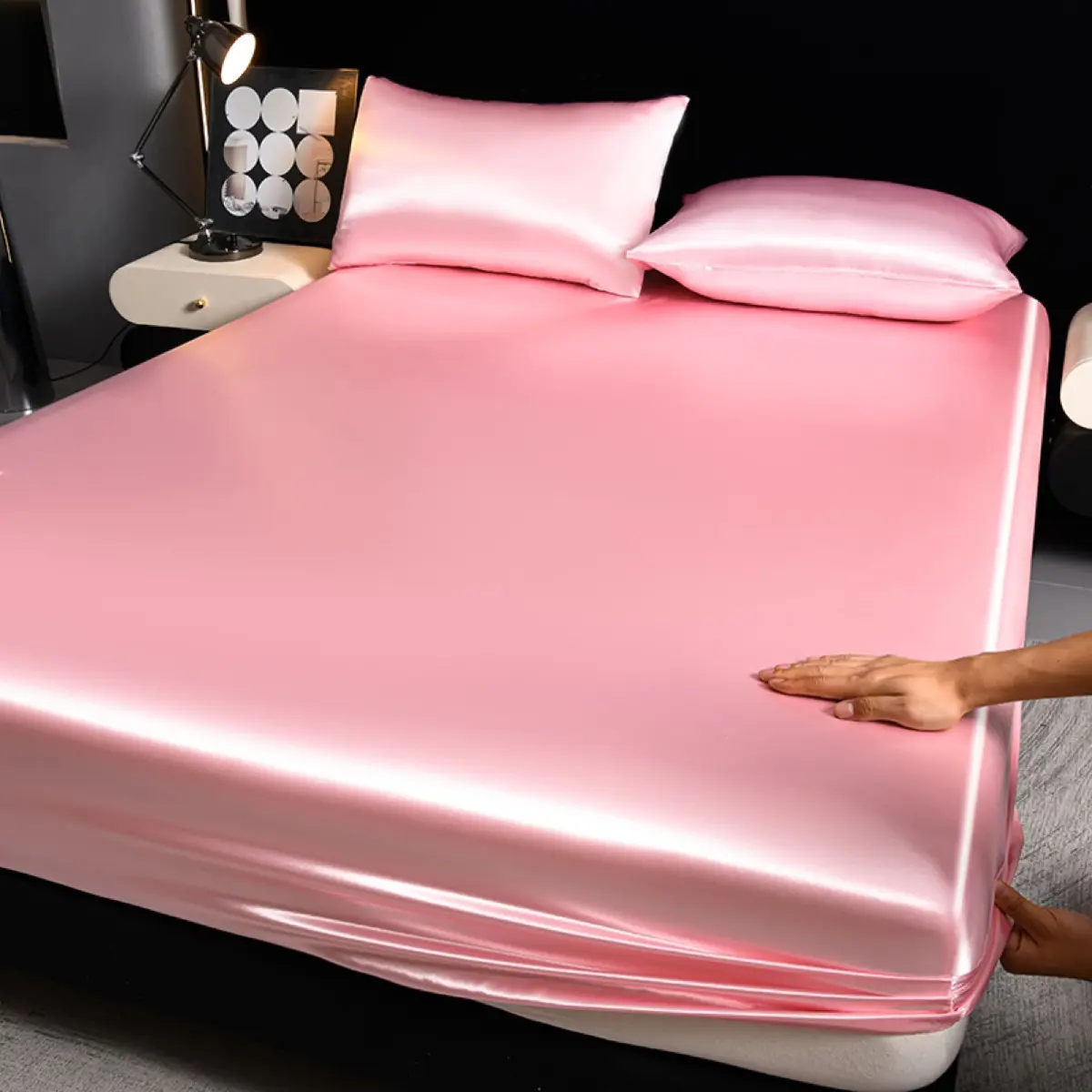 2/3 Pcs Satin Solid Color Bed Sheet Set, Silky Fitted Sheet & Mattress Protector, Soft Breathable Sheets Cooling Bedding, Skin-Friendly, for Bedroom/Hotel, Multiple Sizes Available