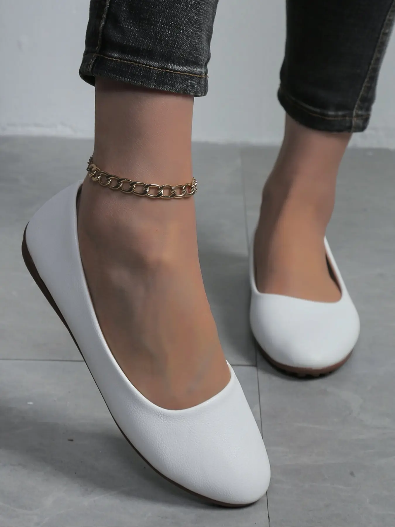 Women's Soft Leather Round Toe Soft Sole Flats, Comfortable Commute Walking Shoes, & Options, Casual Daily Wear Footwear, Classic