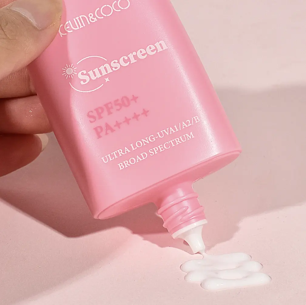 Shimmering Facial Sunscreen SPF 50+ for Radiant Skin, Lightweight & Non-Greasy Broad-Spectrum Formula, Cruelty Free SPF Makeup for Everyday Use, 60g, Bottle, Waterproof, Youth, Sunscreen Everyday