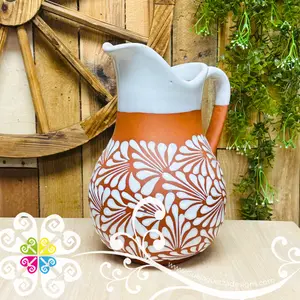 Natural/White Espiga Large Pato Clay Pitcher - Jarro de Barro
