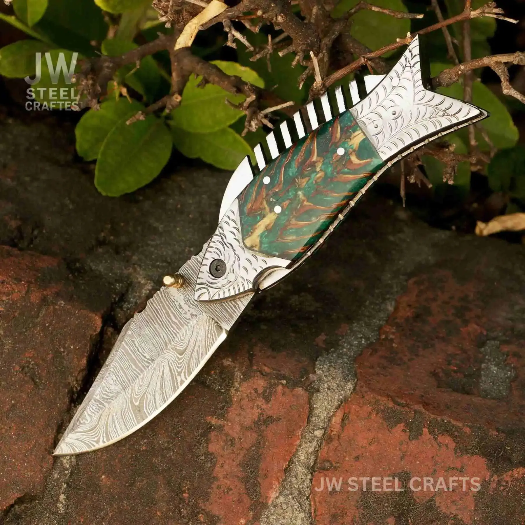 JW SteelCrafts Handmade Damascus Folding Knife with Green Pinecone Resin Handle, 7.5" Compact Outdoor Blade for Camping and EDC with Leather Sheath, Damascus Steel, Approx. 7.5", Outdoor Tasks