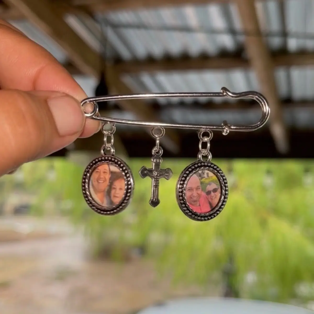 Memorial Pin