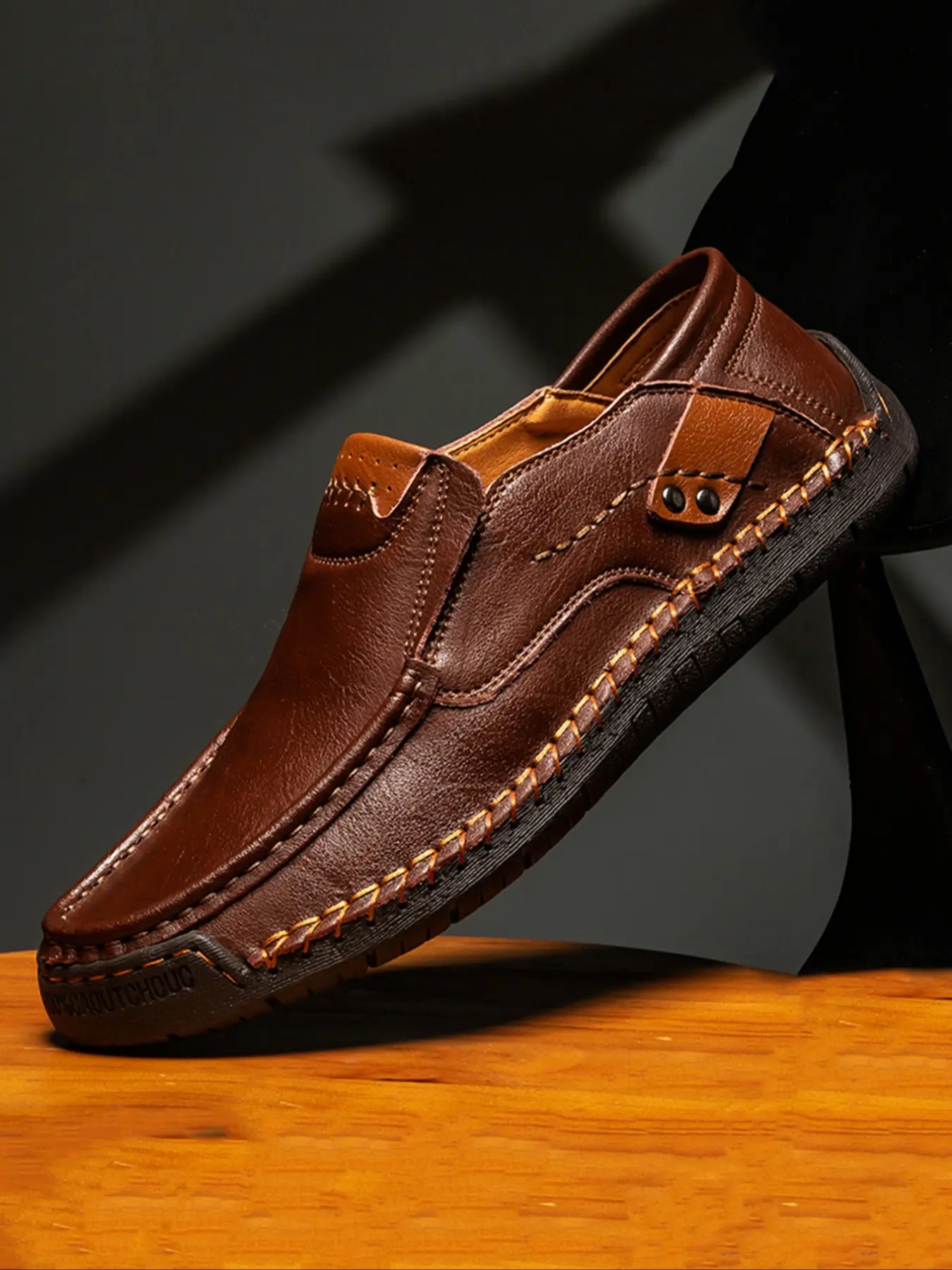 Men's Casual Stitching Design Leather Slip-on Loafers, 2024 New Style Fashionable Round Toe Flat Shoes for Daily Wear, Lightweight Breathable Comfortable No Tie Shoes for Men Footwear Walking Shoes