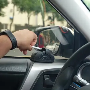 Car ashtray, convenient storage of ashes, with open lid design to prevent ash from flying, suitable for car window dust storage, small and durable, is a good choice for gifts