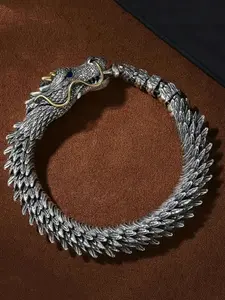 The stylish dragon shaped gothic stainless steel bracelet is suitable for daily wear, vacation dates, and other occasions, and is also a surprising and exquisite small gift, Stainless Steel Wrist