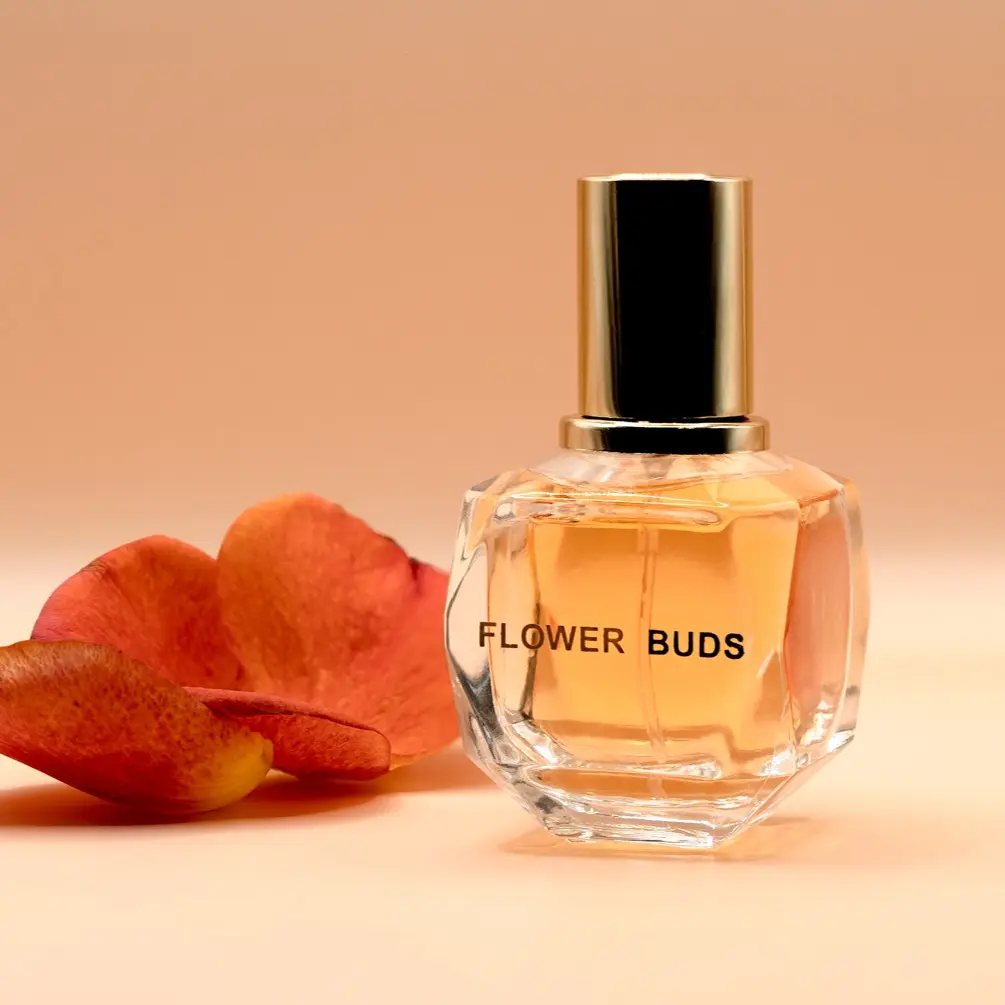 Flower Buds - Warm and Feminine Eau de Parfum for Women - Sweet and Sensual Perfume 25ml - mini bottle