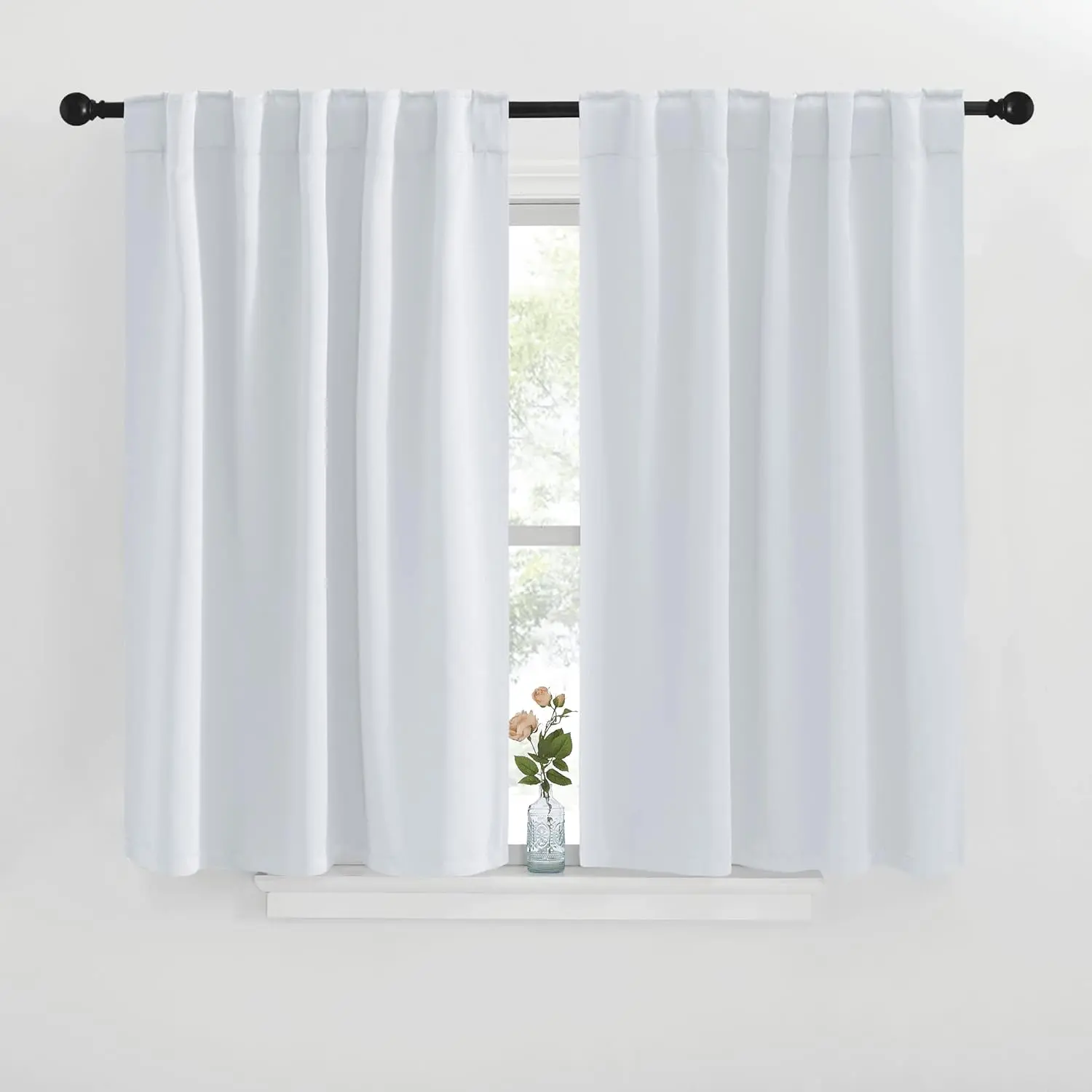 NICETOWN Short Curtains for Small Window - (Cloud Grey Color) W42 Wide， 2 Pieces， 40 inches Length Curtains， Modern Design Thermal Privacy Protection Window Treatment Drapes/Draperies for Bedroom