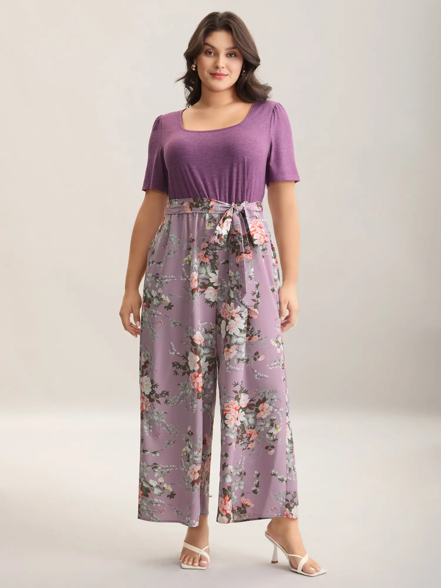 BLOOMCHIC Women's Curvy Plus Size Fitted Shortsleeve Floral Print Denim Jumpsuit - Square Neck, Rayon-Polyester-Elastane Blend, Color Contrast Belt, Side Pockets, Low Iron, 2026 Spring Casual Style Jumpsuit, Curvy Plus Size Clothes 2026 [M-6X]