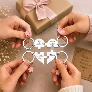 Mother Daughter Keychain for 4,Mother BigSister Middle sister Little Sister Keychain for 4,Sweet Meaningful Gift for Mom for Mother'sDay, Birthday, Christmas or Just Because