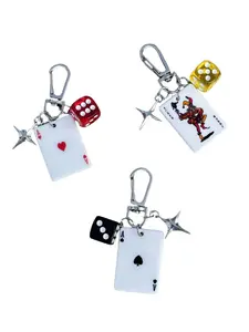 1pc Cute and Fashionable Poker Color Dice Keychain as a Gift for Friends or Lover's Keychain, Perfect Bag Charm
