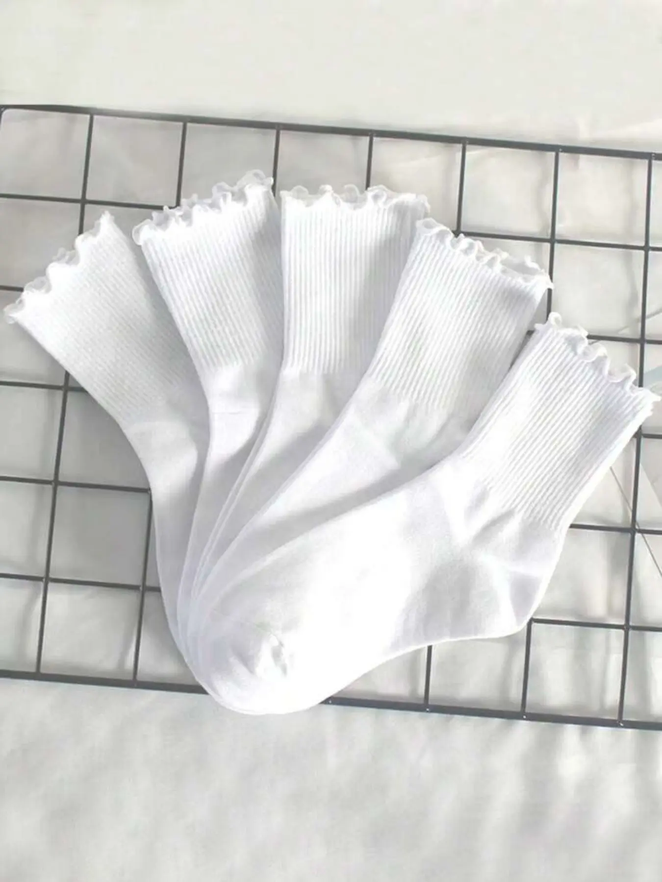 Women's Cute Ruffled Hem Short Socks, Sweet Versatile Sports Socks, All Season Socks, 5/10 Pairs, Perfect for Daily and Everyday Wear and Casual