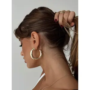 Samwell Chunky Earrings Gold