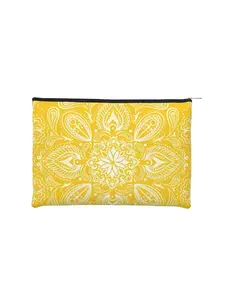 1 piece Stylish Paisley Pattern Style Mandala Symmetrical Flowers Gold Yellow And White Makeup Bag mandala pattern Toiletry Bag with Zipper Travel Cosmetic Pouch Travel Essentials Bag Gift Bag Perfect for Mothers Daughters Best Friends Teachers