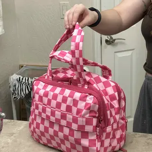 CheckeredTravel Makeup Bag, Lightweight Wide-open Toiletries Bag for Women,Personalized Gift for Daughter Sister Friends Large Cosmetic Organizer Bag with Makeup Brushes Compartment for Travel-Sized Essentials for Trip Camping Wet/Dry Separation Gym