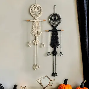 Unique Halloween Decor Handwoven Skeleton Man Macrame Tapestry Scene Layout Creative Wall Hanging Skull Tassel Tapestry Ornament