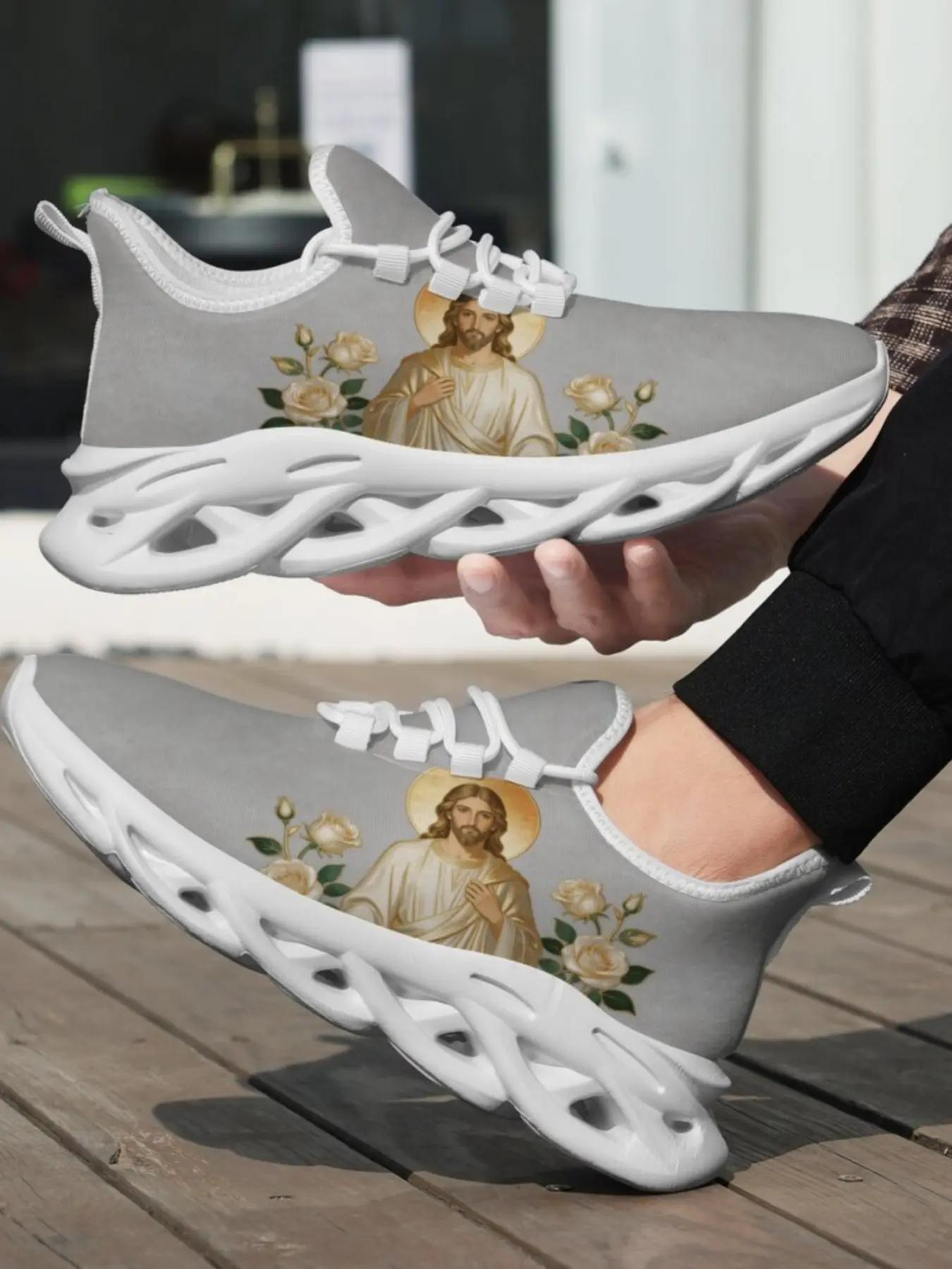 Minimalist & Elegant - Unisex Religious Style Saint Icon & White Rose Print Casual Sneakers - Skin-Friendly & Breathable, Non-Slip & Wear-Resistant, Versatile for Daily Outings, Campus Wear & Light Sports