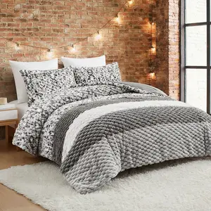 3 Pcs Luxury Faux Fur Rabbit Comforter Set Patchwork Design Unique Tortoise-shell Style Faux Fur Rabbit Borrego Blanket Set Bedding Set Warm & Soft For Winter & Autumn Black Friday Christmas Gifts For Famliy Local Warehouse