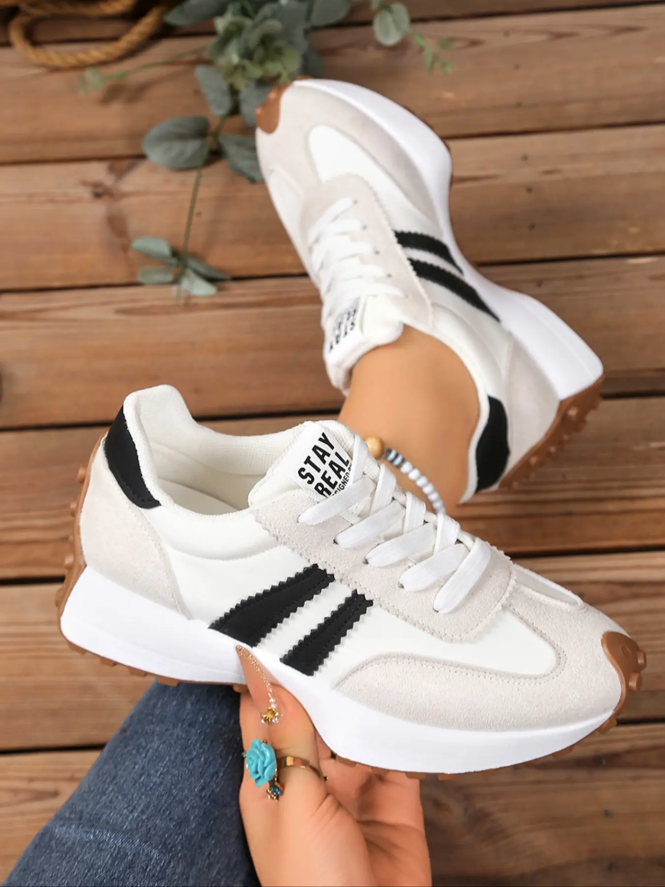 Women's Casual Aggressive Shoes for Spring & Fall, Elegant Fashion Low-Top Sneakers with Round Toe and Thick Sole, Versatile Outdoor Sports Shoes, Thick Soled Sneakers, Lifestyle Sneakers