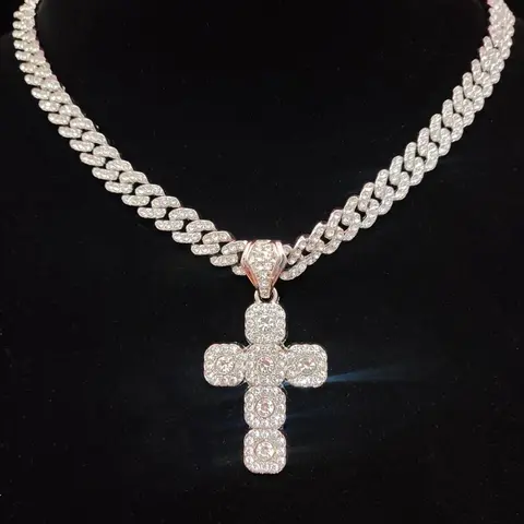 Fashionable Easter Rhinestone Cross Pendant Necklace for Men & Women, Couple Things, Zinc Alloy Hip Hop Cuban Chain Necklace, Jewelry for Daily and Party Wear, Cuban Link Chains
