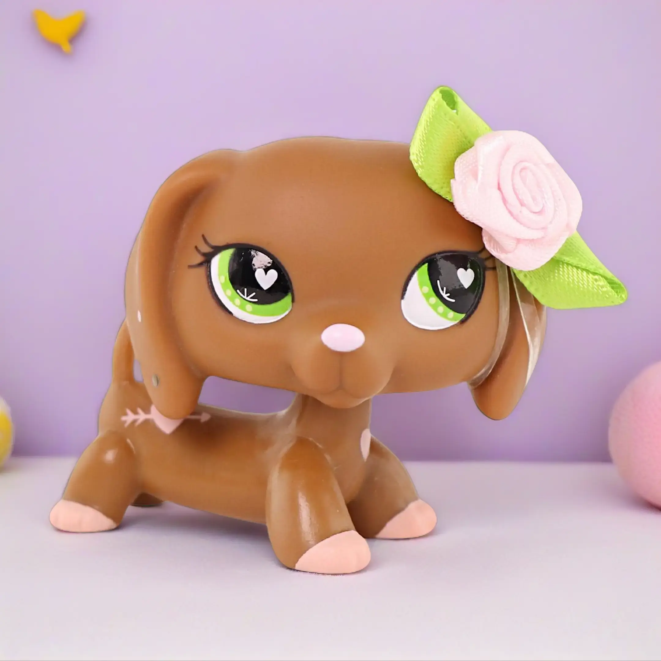 Rare Old Original Valentines Sausage Dachshund #556 Action Figure Toy Stand for Kids Adorable Collectible Pet Shop Animal Christmas Birthday Gift Tiny Cute Room Decor Viral Holiday Present Festive Figurines For Collectors Figurine Set