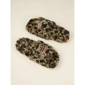 Winter Plush Slippers Unisex – Warm Fuzzy Indoor Outdoor Slides for Home slipper lady woman men