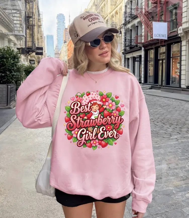 Best Strawberry Girl Ever Sweatshirt, Cute Strawberry Graphic Crewneck, Kawaii Aesthetic Pink Sweater, Vintage Cute Fruit Shirt, Gift for Her