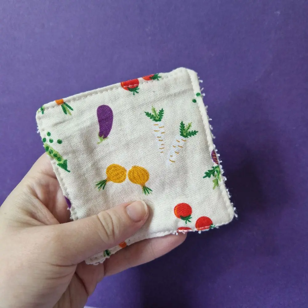 Vegetable garden reusable wipe for makeup, screens, glasses and spills, for eco friendly, everyday use