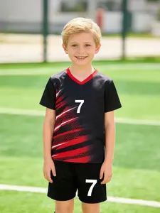 Children's football jersey and shorts set, Sports clothing set - Lightweight and breathable sportswear, with team number 7 and name RONALDO, machine washable, suitable for boys, ideal for football practice and outdoor activities, Soccer Jerseys