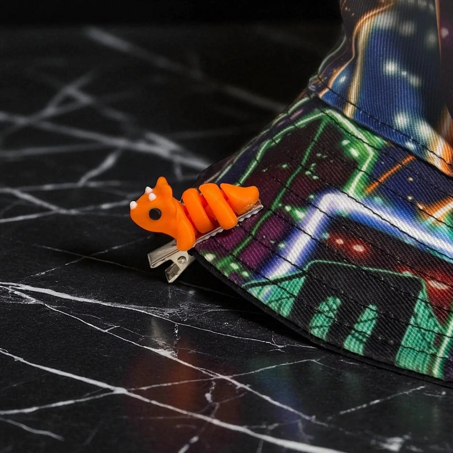 Orange Dino Festival Clip/“Sprout”
