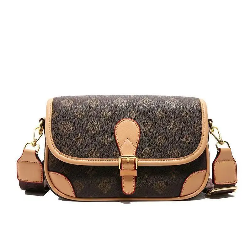 High-grade bag retro fashion Joker simple new Joker Messenger bag underarm shoulder bag