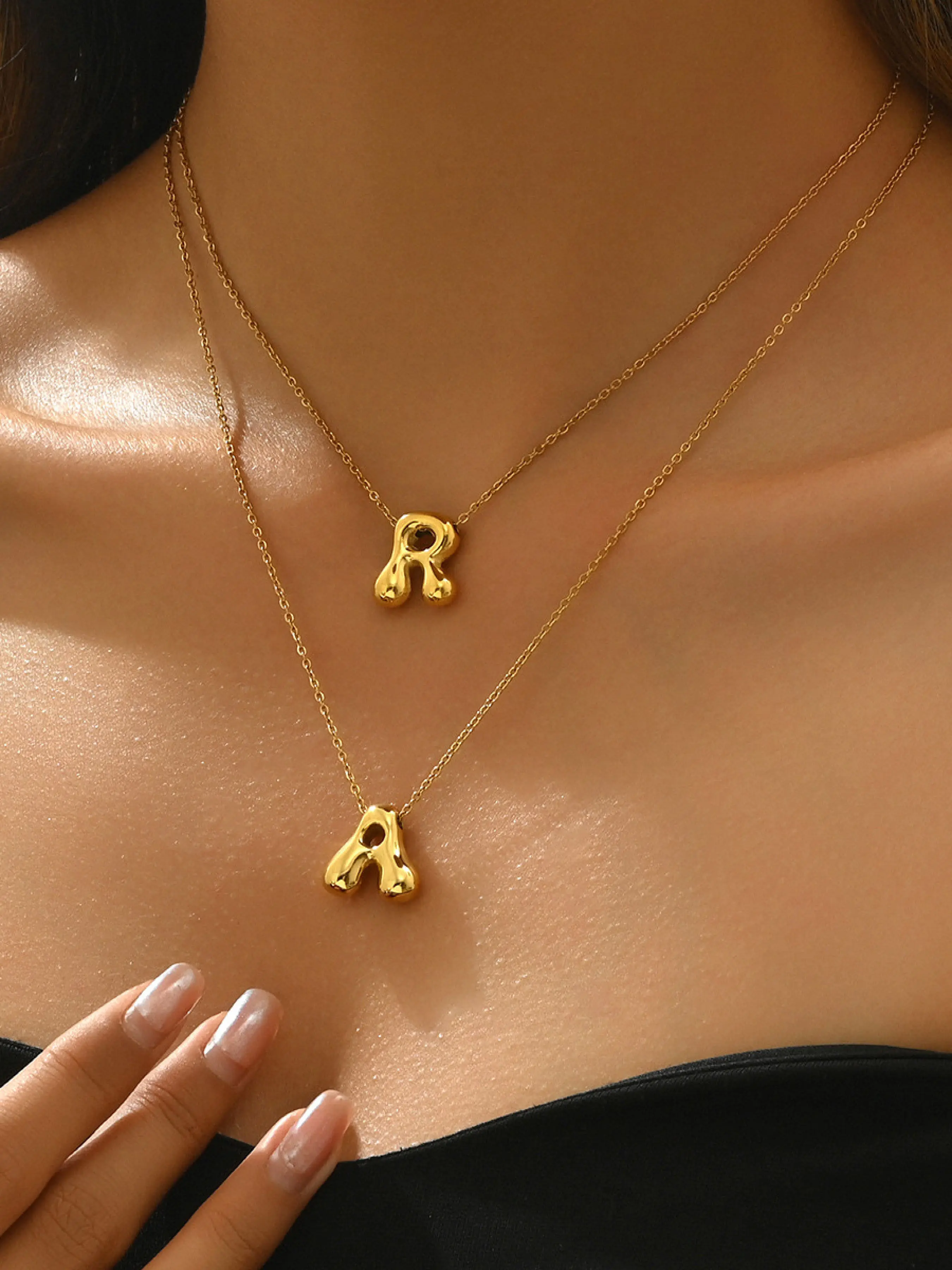 Women's Stainless Steel Bubble Letter Necklace, Initial Letter Necklace, Elegant Pendant Jewelry Gift for Women, Perfect Accessory for All Occasions