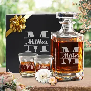 Wedding Gifts for Couple - Personalized Whiskey Decanter Set with Whiskey Glasses - Groomsmen Gift - Engraved Decanter Set - Scotch Decanter - Gift for Dad - Gift for Father, Father's Day, Gift for him