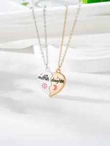 Magnetic Heart Mother and Daughter Necklace  Couple Heart Pendant Set, Love Heart Necklace, Heart Design Necklace, is the perfect Valentine's Day gift for your mother or girlfriend.