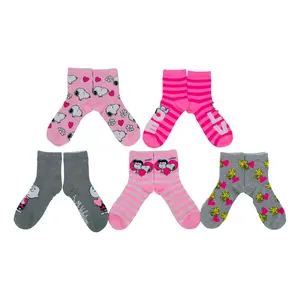 Peanuts Ladies' Set of 5 Valentine's Day SnoopyCapri Socks