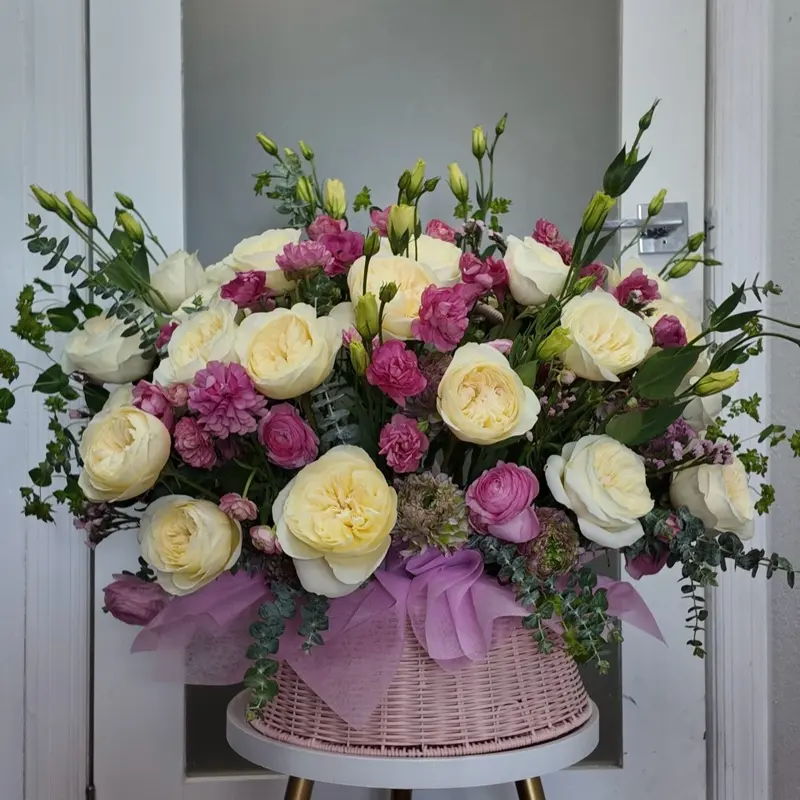 Huge Basket of Premium Flowers - Beautiful Bouquet for Gift Giving, Ideal for Home Decor & Ornaments