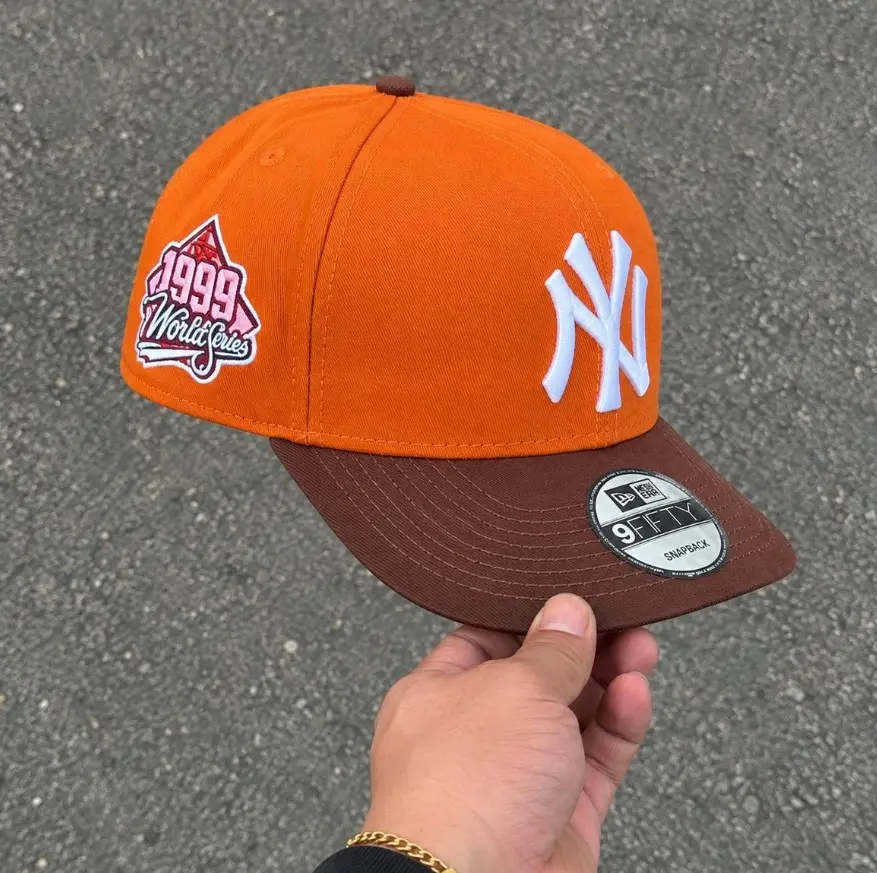 New Era MLB New York Yankees 1999 World Series Orange & Brown 9FIFTY Snapback Baseball Hat – Embroidered NY Logo Cap