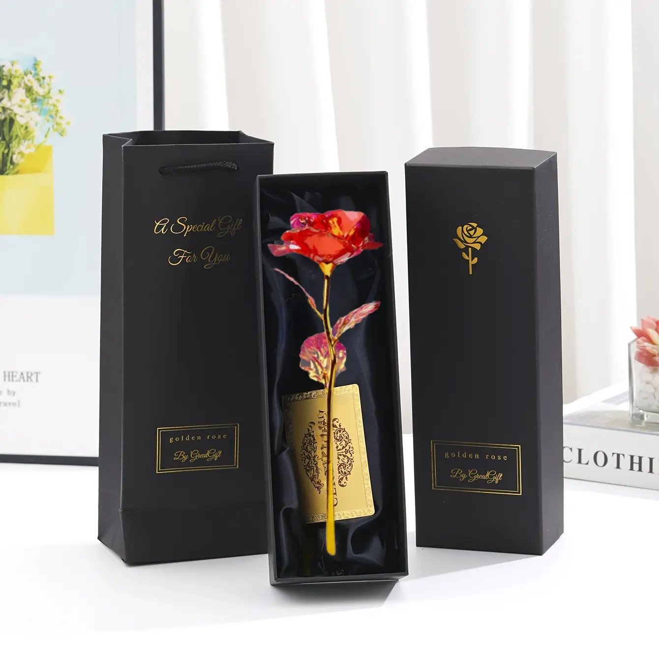 Gold Foil Flower Gift Box, Decorative Gold Floral, Valentine's Day Present, 24K Gold Foil Rose Artificial Flowers, Lifelike Imitation Roses, Gold Decorations, Perfect for Birthdays & Special Occasions