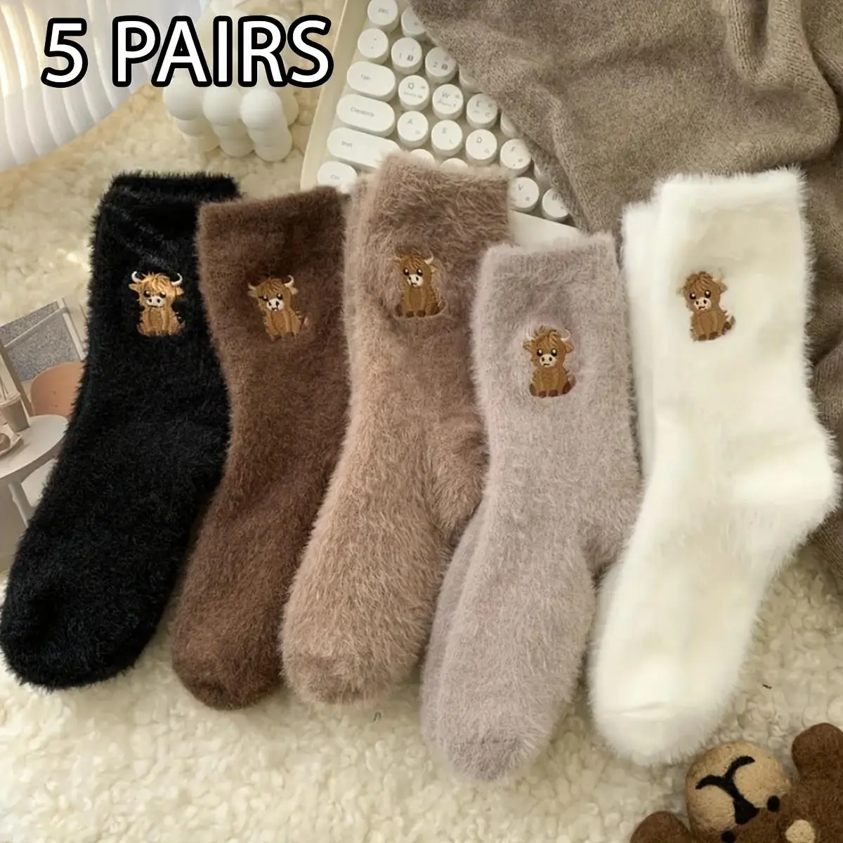 Women's Highland Cow Plush Thigh High Stockings - 3/5 Pairs, 3pairs Random Calf High, Cozy Winter Thermal, Cute Scottish Cow Face & Hooves, Soft Fluffy, Hand Washable, Cushioned, Sleepwear Footwear Sports Socks
