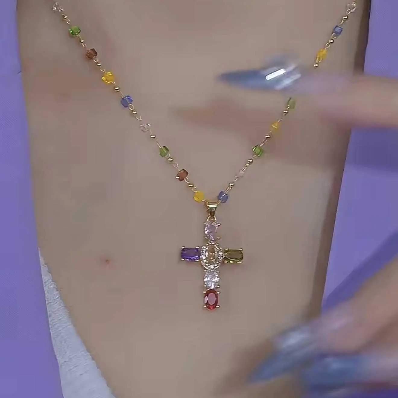 Colorful Cross Contrast Necklace for Women Niche Design Instagram Style Elegant Ultra-Sparkling Zircon Collarbone Chain HNAK55